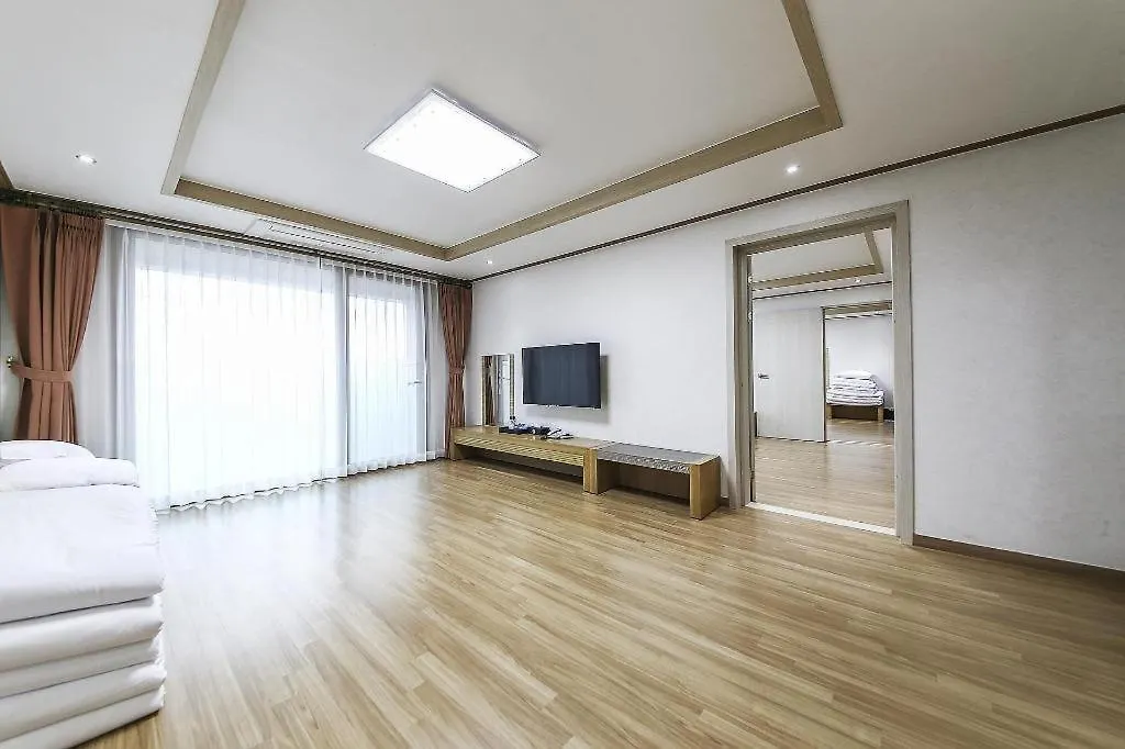 Jeju Sunbeach Hotel & Resort